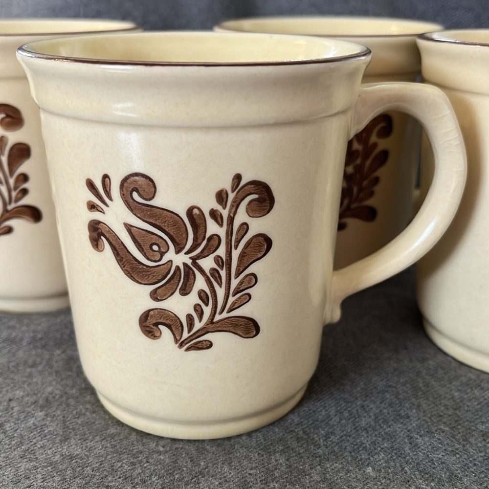 Pfaltzgraff set of 4 Mugs-10oz - Picture 2 of 7